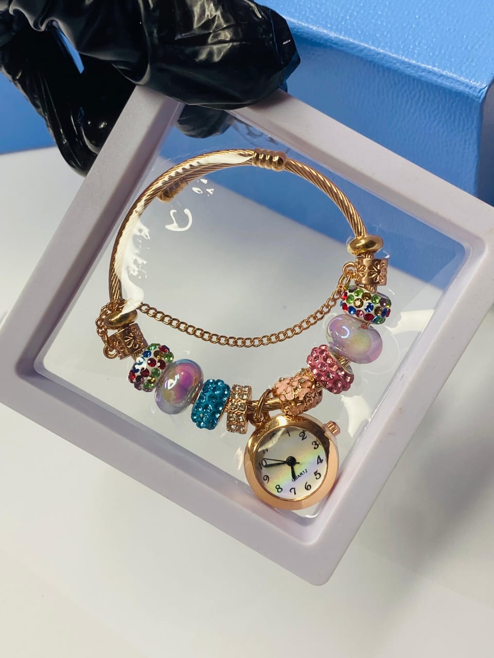 Ladies Bangle Watch – Elegant & Stylish